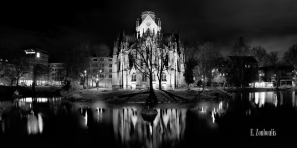 Schwarzweiss-Aufnahme der Johanneskirche am Feuersee, Stuttgart