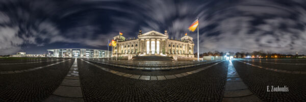 Berlin Reichstag Panorama - 360 Grad Fotografie vor dem Reichstag in Berlin bei Nacht