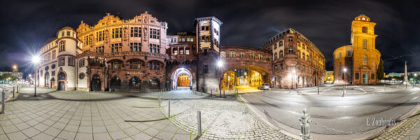 Frankfurt Paulsplatz Panorama - 360 Grad Fotografie am Paulsplatz (Römer) in Frankfurt mit Blick auf die Paulskirche und den Ratskeller bei Nacht