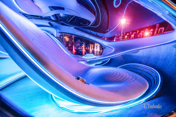 Der Mercedes Vision AVTR nachts im Europa-Park. Fotografie vom Interieur des Avatar