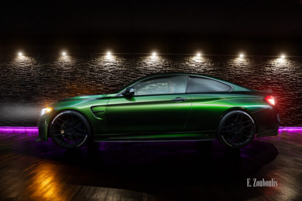 Ein BMW M4 frisch foliert