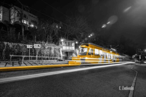 Fotografie der Zahnradbahn in Stuttgart an der Wielandshöhe kurz nach der Einführung der neuen Zacke