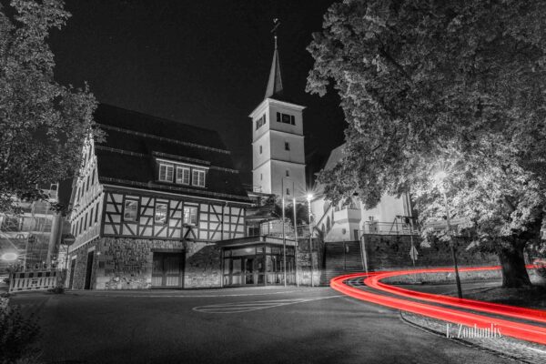 Nachtaufnahme am Rathaus in Altdorf bei Böblingen.